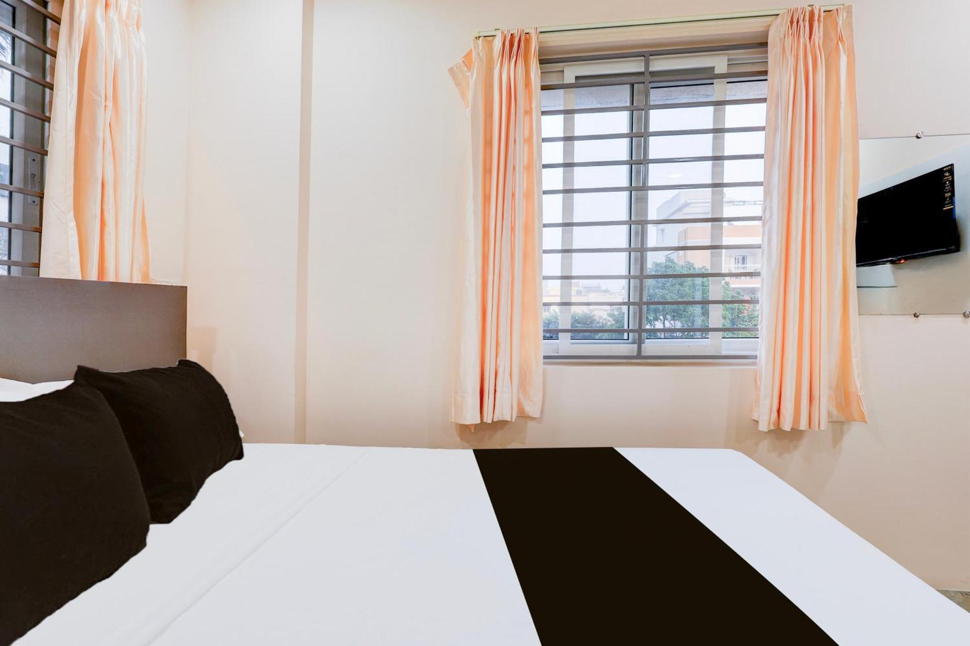 Super Townhouse Mvp Sector With Kailasagiri Hill View Pedda Waltair Exteriér fotografie