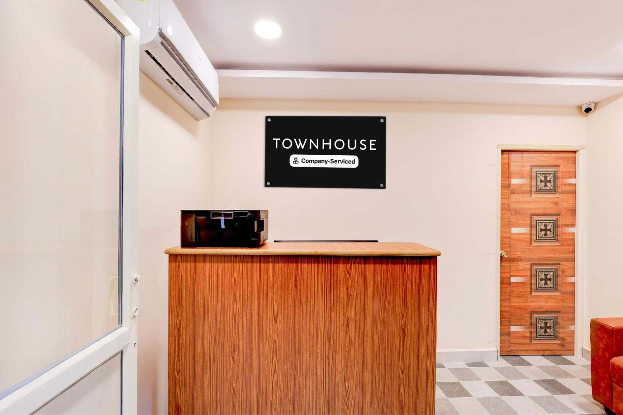 Super Townhouse Mvp Sector With Kailasagiri Hill View Pedda Waltair Exteriér fotografie