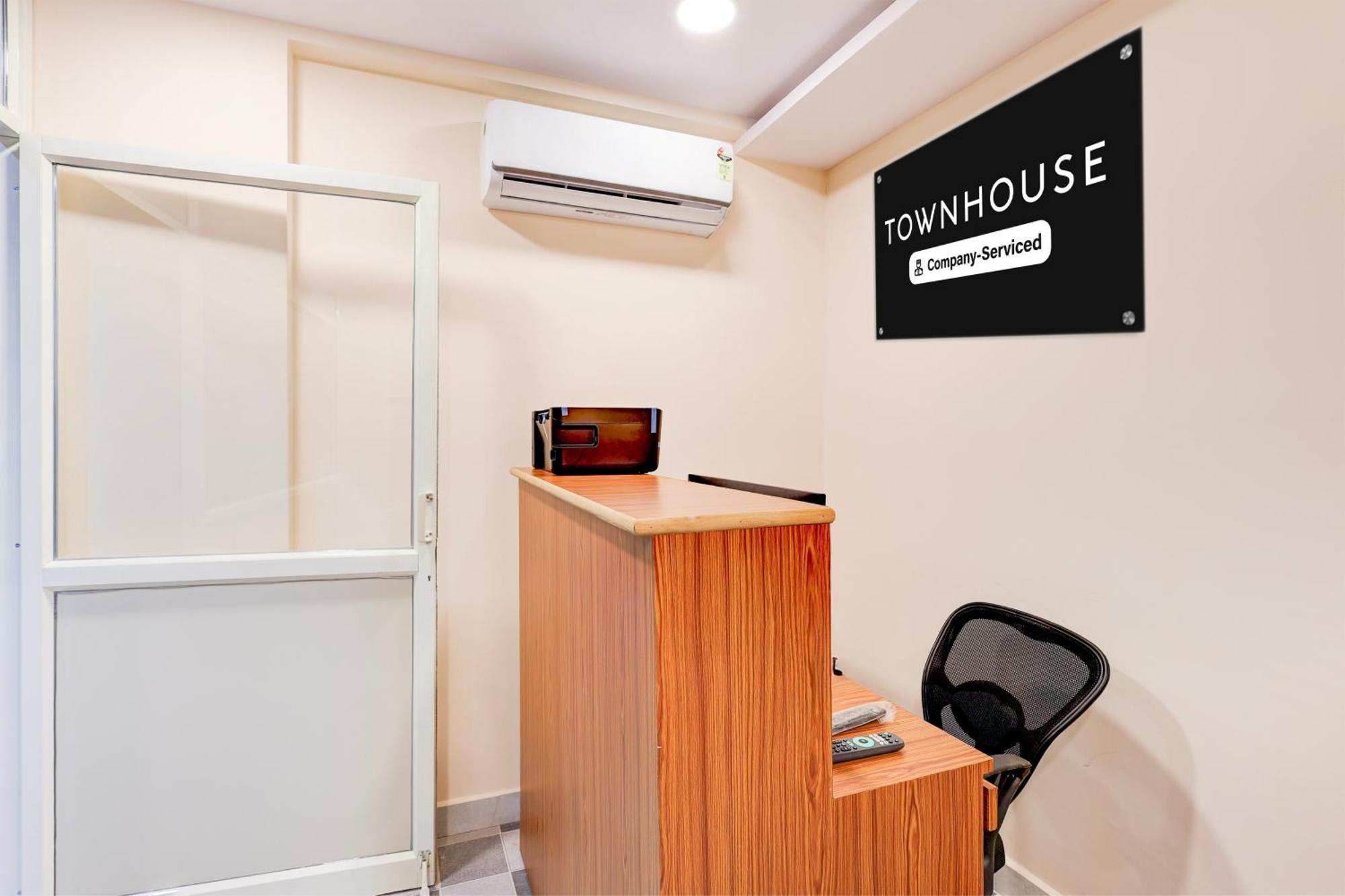 Super Townhouse Mvp Sector With Kailasagiri Hill View Pedda Waltair Exteriér fotografie