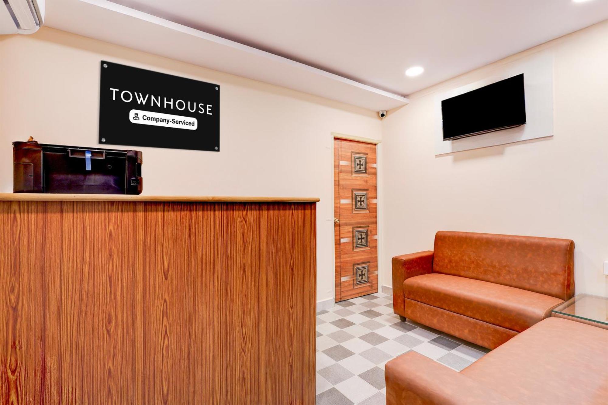 Super Townhouse Mvp Sector With Kailasagiri Hill View Pedda Waltair Exteriér fotografie