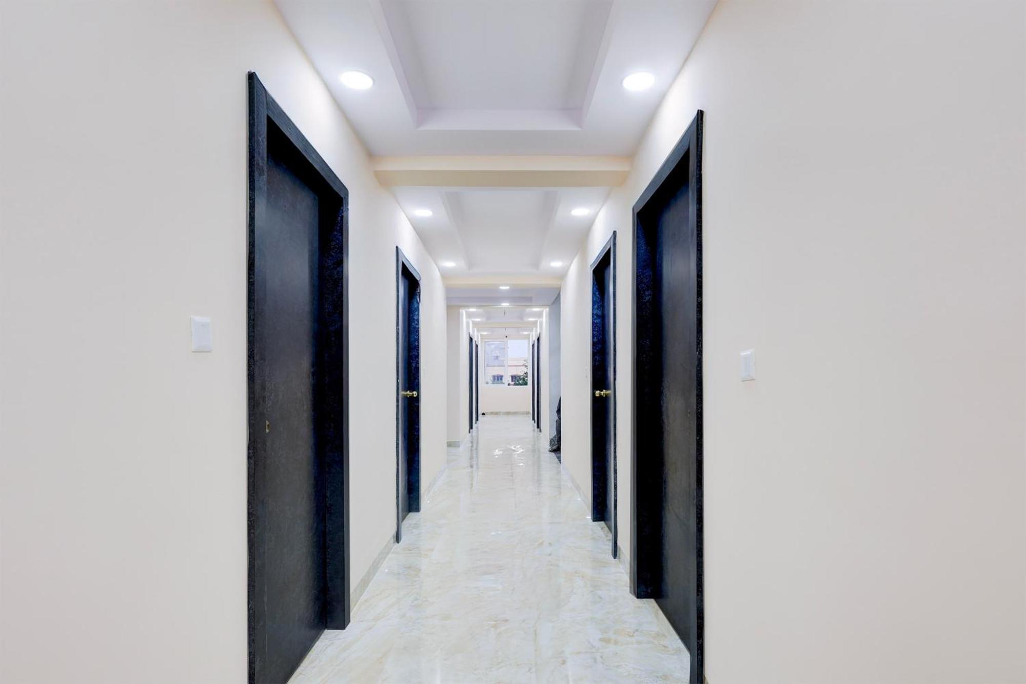 Super Townhouse Mvp Sector With Kailasagiri Hill View Pedda Waltair Exteriér fotografie